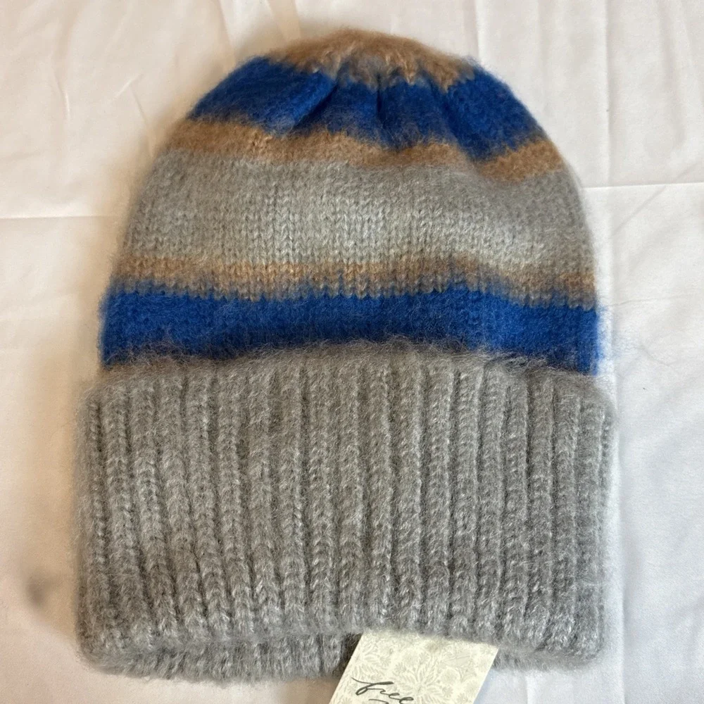 Free People Hat Womens One Size‎ Gray Blue Prep Stripe Knit Beanie Winter
